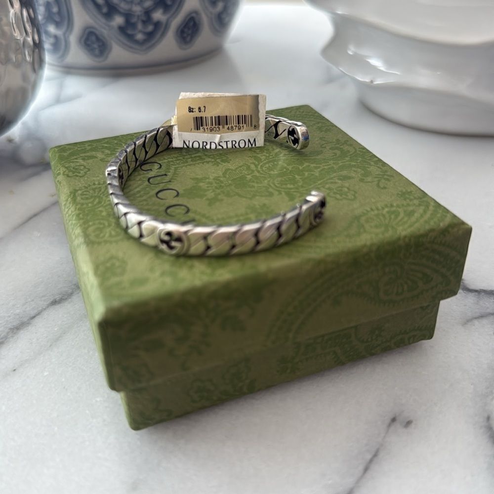 GUCCI INTERLOCKING BRACELET - Picture 5 of 9